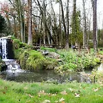 Bed & Breakfast Domaine Du Plessis Le Plessis-Luzarches