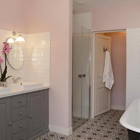 Domaine Du Plessis Bed & Breakfast