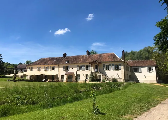 Domaine Du Plessis 4*